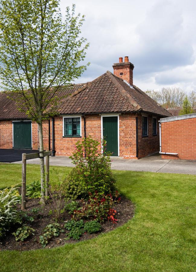 The Stable Suite At York Racecourse Exteriér fotografie